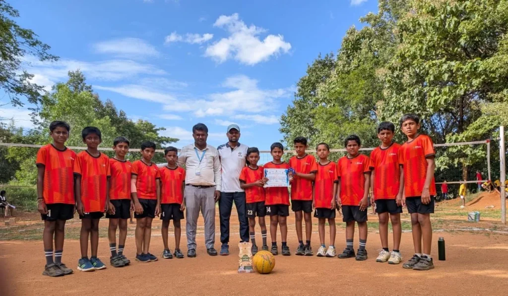 throwball Runners